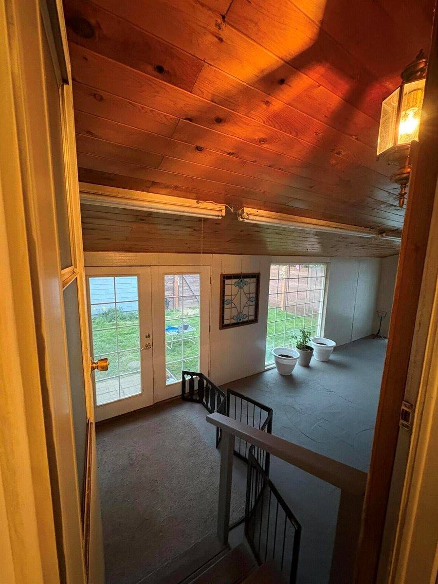 8720 Highway 238, Jacksonville, OR 97530