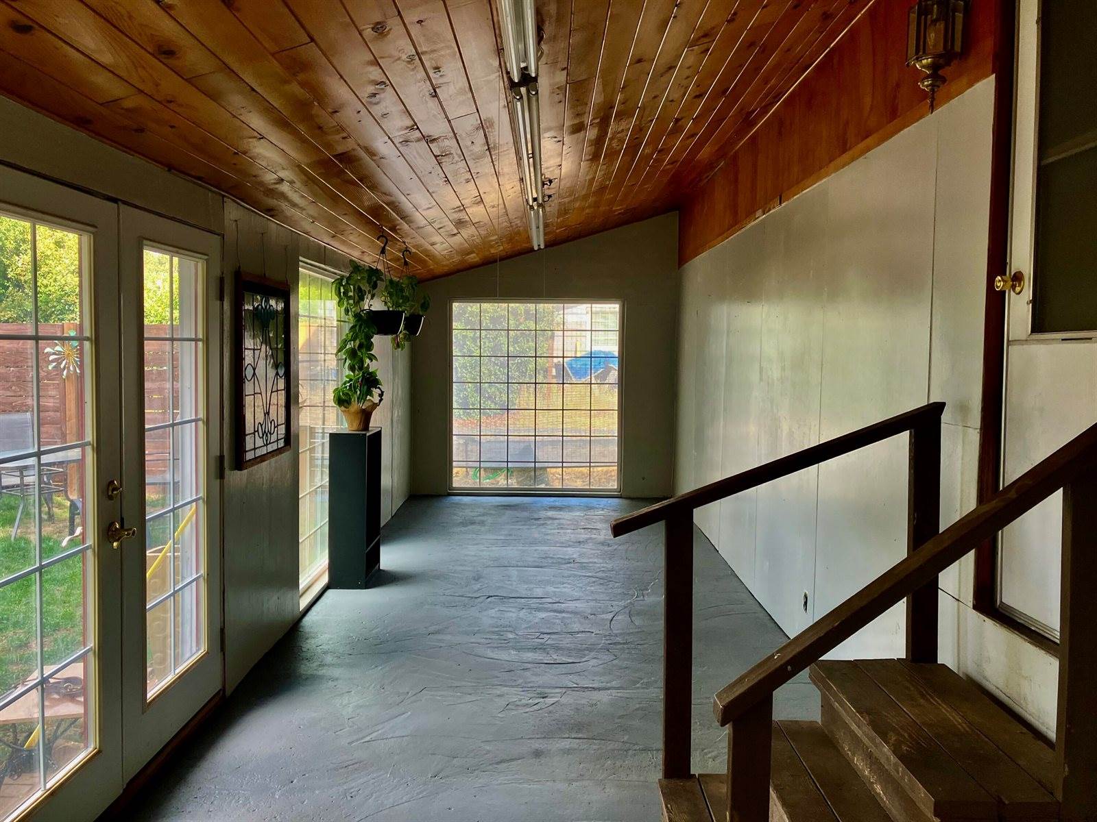 8720 Highway 238, Jacksonville, OR 97530