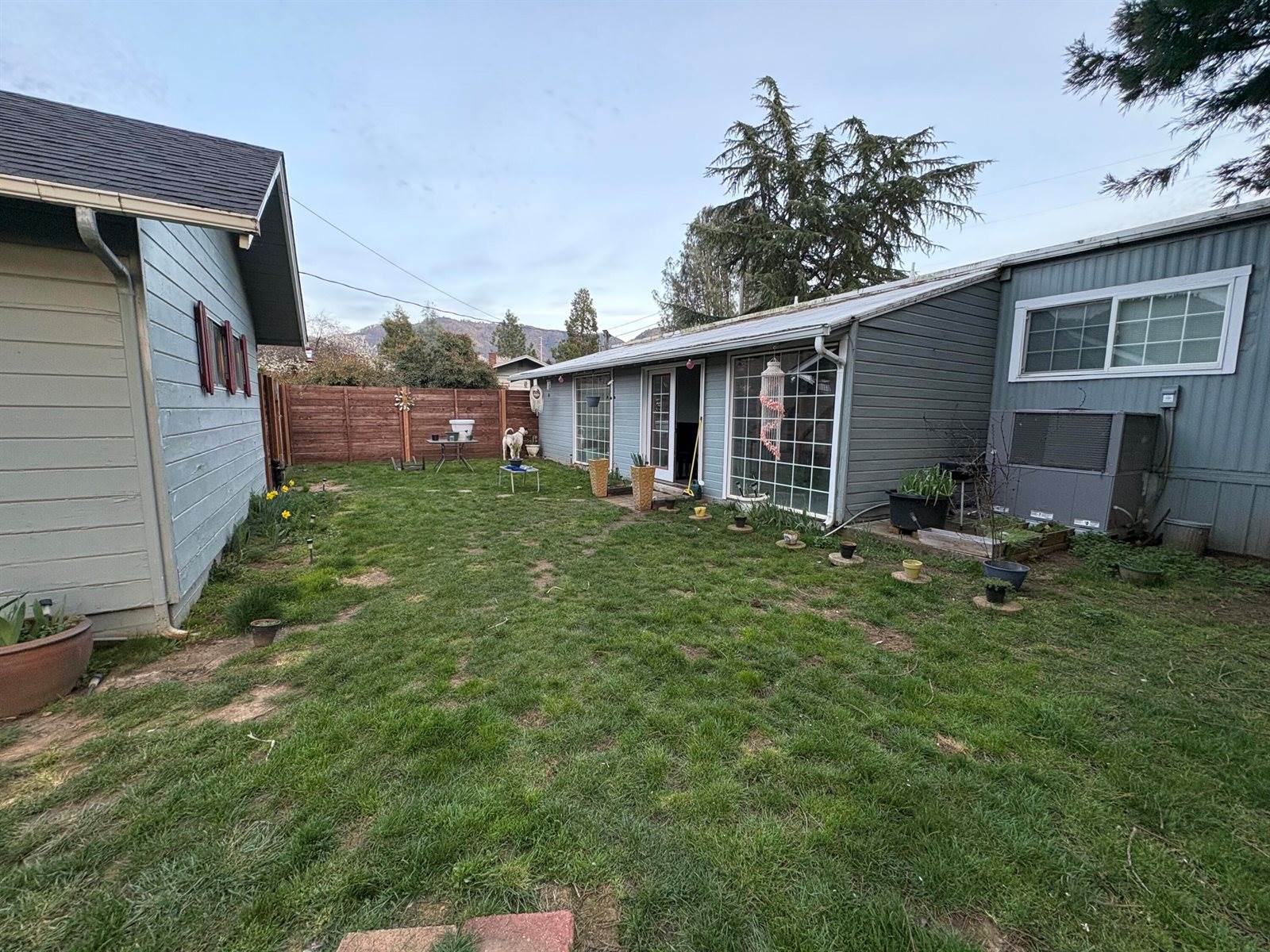 8720 Highway 238, Jacksonville, OR 97530