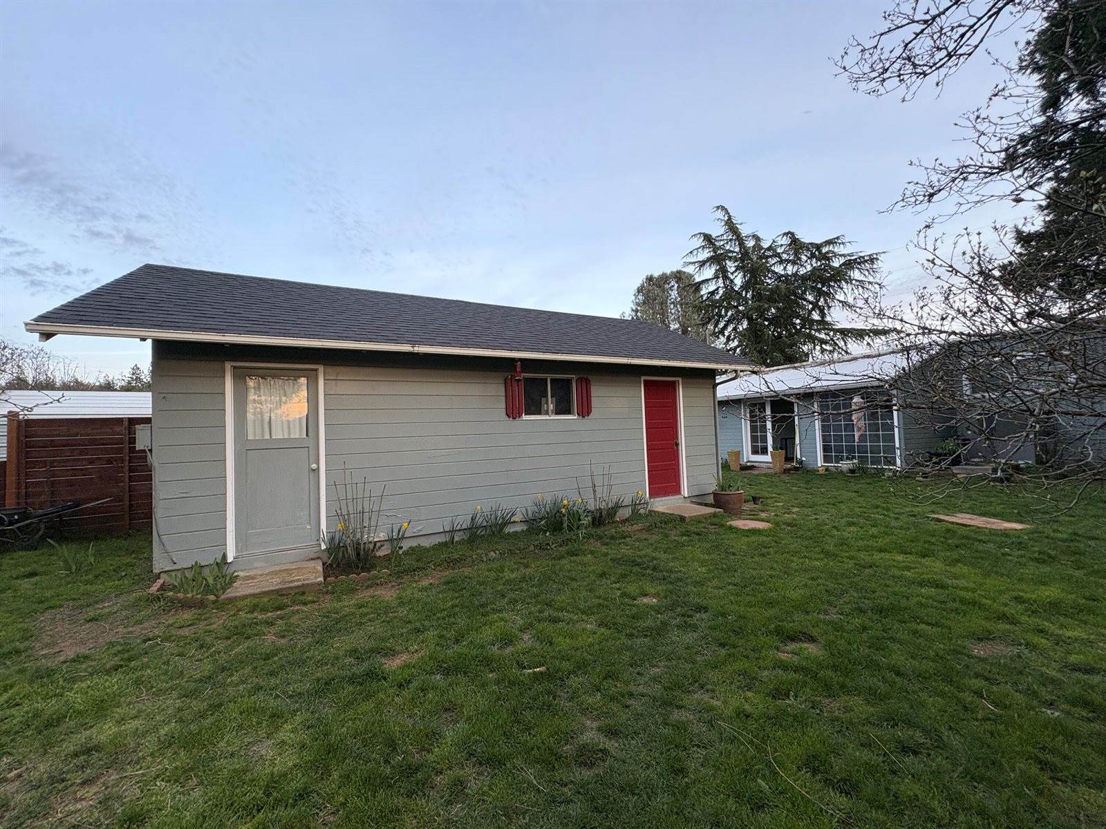 8720 Highway 238, Jacksonville, OR 97530