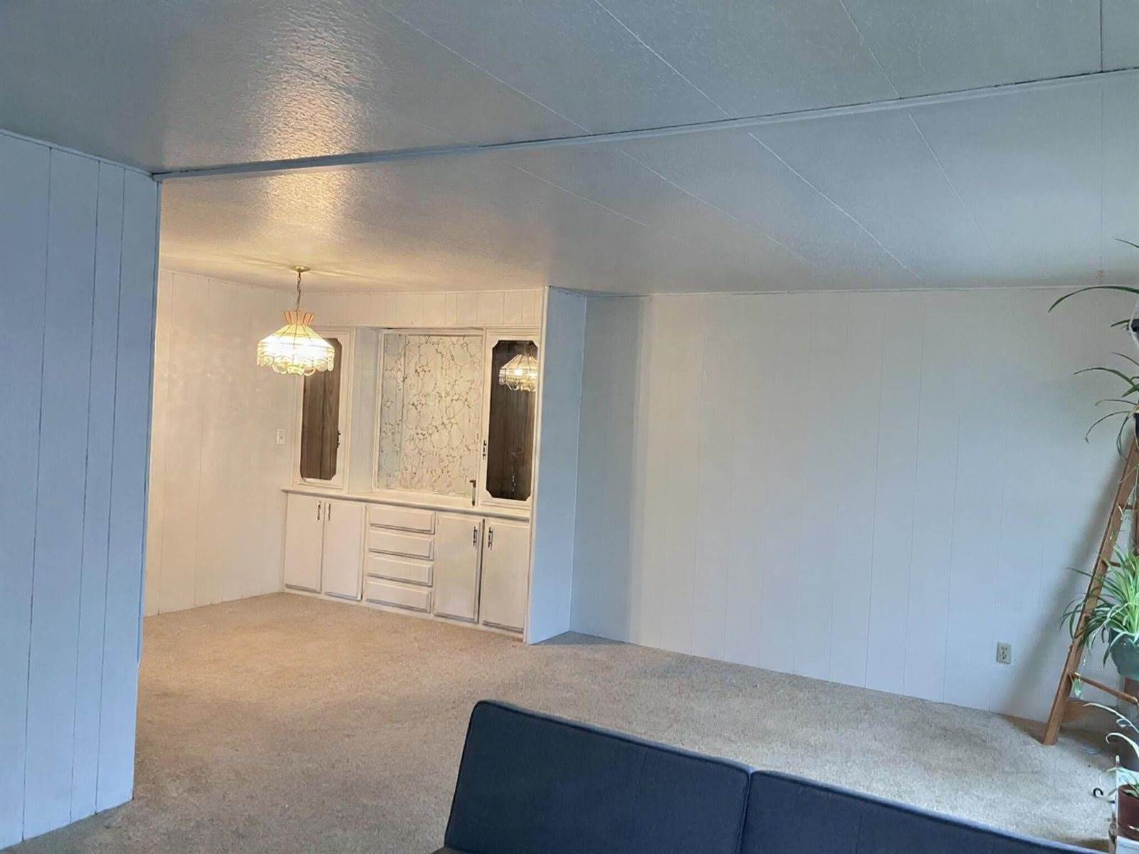 8720 Highway 238, Jacksonville, OR 97530