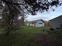 8720 Highway 238, Jacksonville, OR 97530