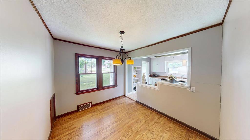 6100 Long Avenue, Shawnee, KS 66216