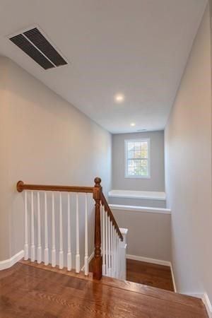 350 South Rd, Bedford, MA 01730