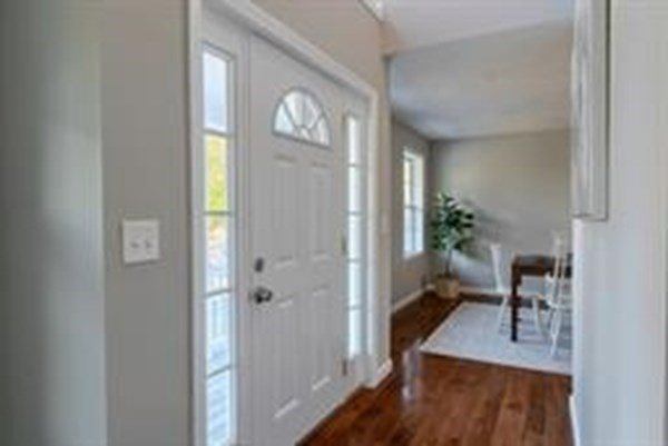 350 South Rd, Bedford, MA 01730