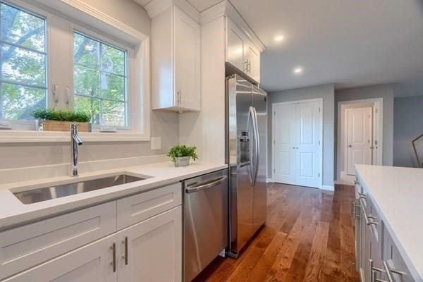 350 South Rd, Bedford, MA 01730