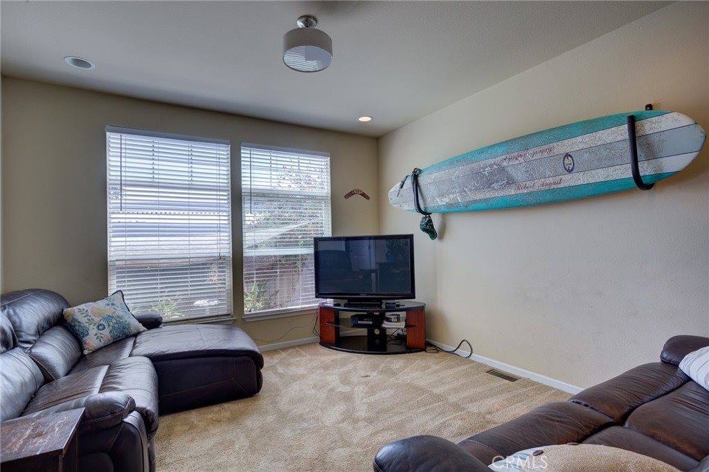 319 North Highway 1, Grover Beach, CA 93433