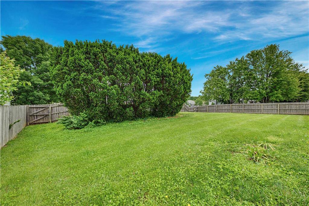 1200 NE Colleen Drive, Lee's Summit, MO 64086