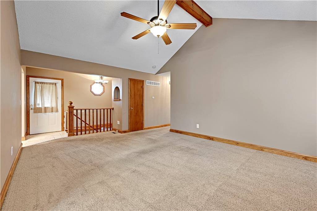 1200 NE Colleen Drive, Lee's Summit, MO 64086