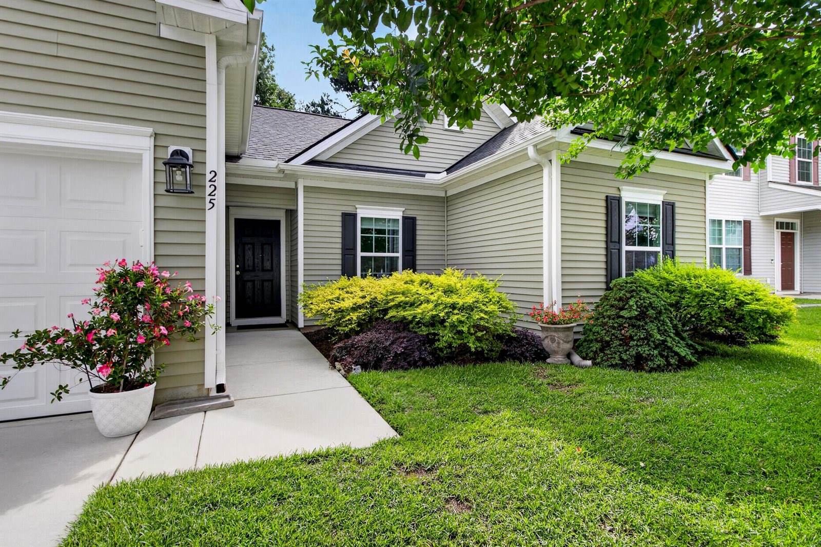 225 Alpine Road, Summerville, SC 29485