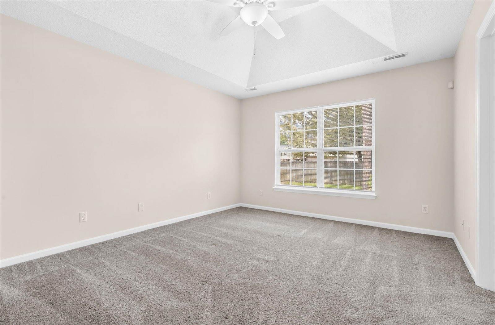 1311 Lantern Road, Summerville, SC 29486
