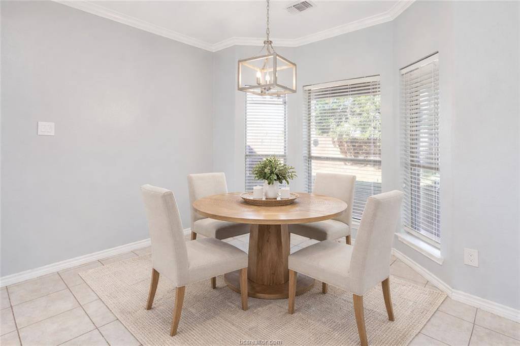 3715 Bridle Court, College Station, TX 77845