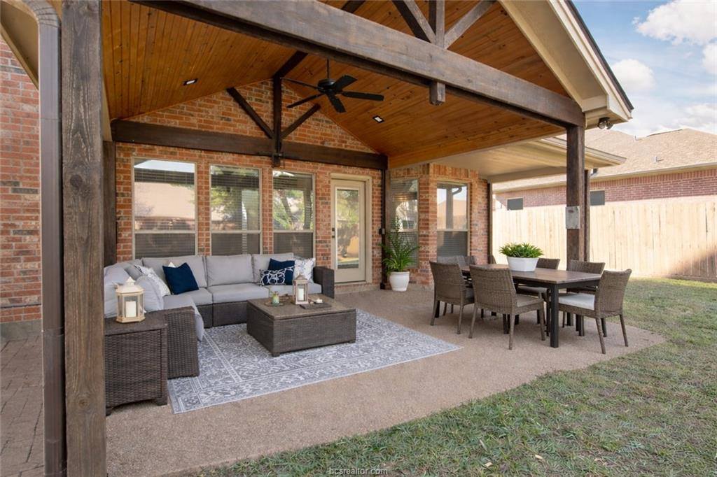 3715 Bridle Court, College Station, TX 77845