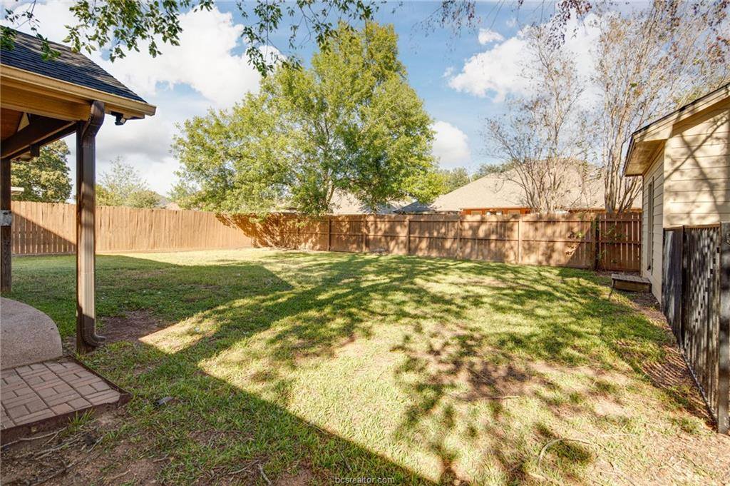 3715 Bridle Court, College Station, TX 77845
