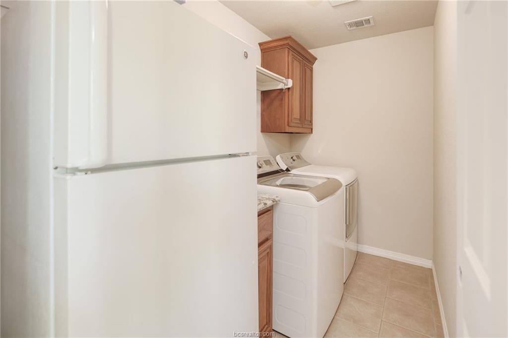 2481 Newark Circle, College Station, TX 77845