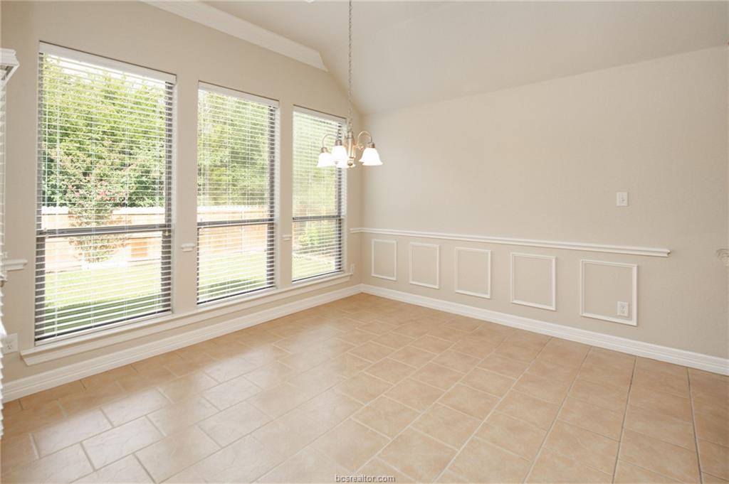 2481 Newark Circle, College Station, TX 77845