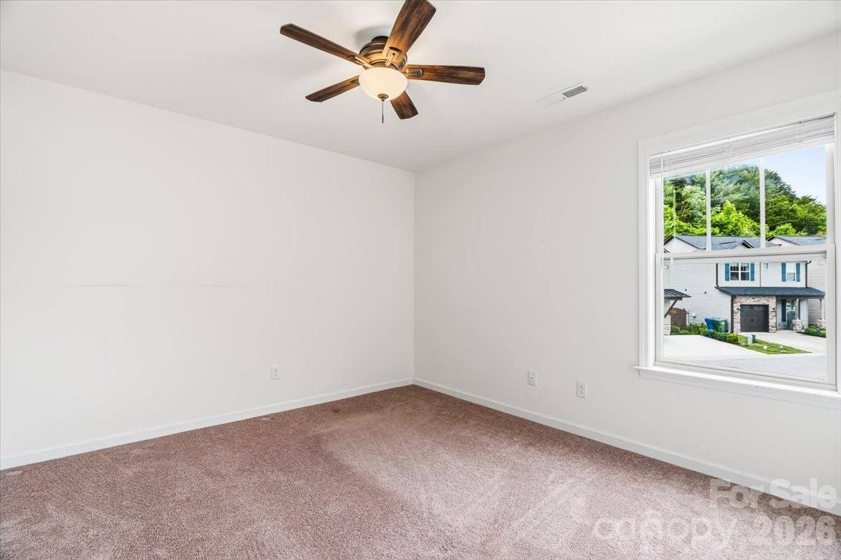 226 Cardwell Lane, Fletcher, NC 28732