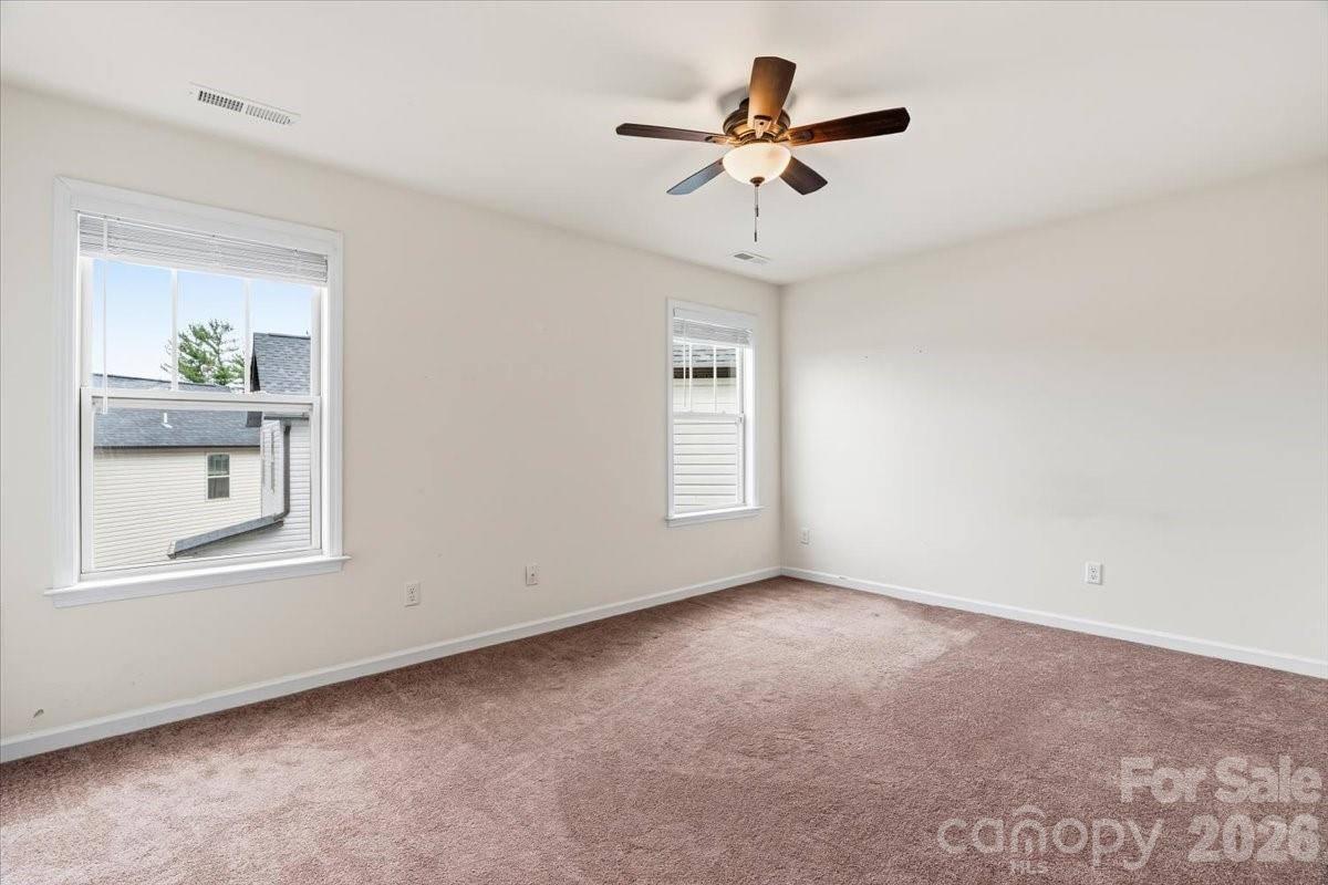 226 Cardwell Lane, Fletcher, NC 28732