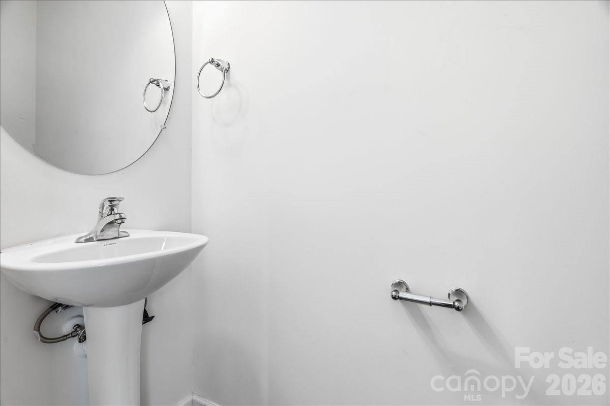 226 Cardwell Lane, Fletcher, NC 28732