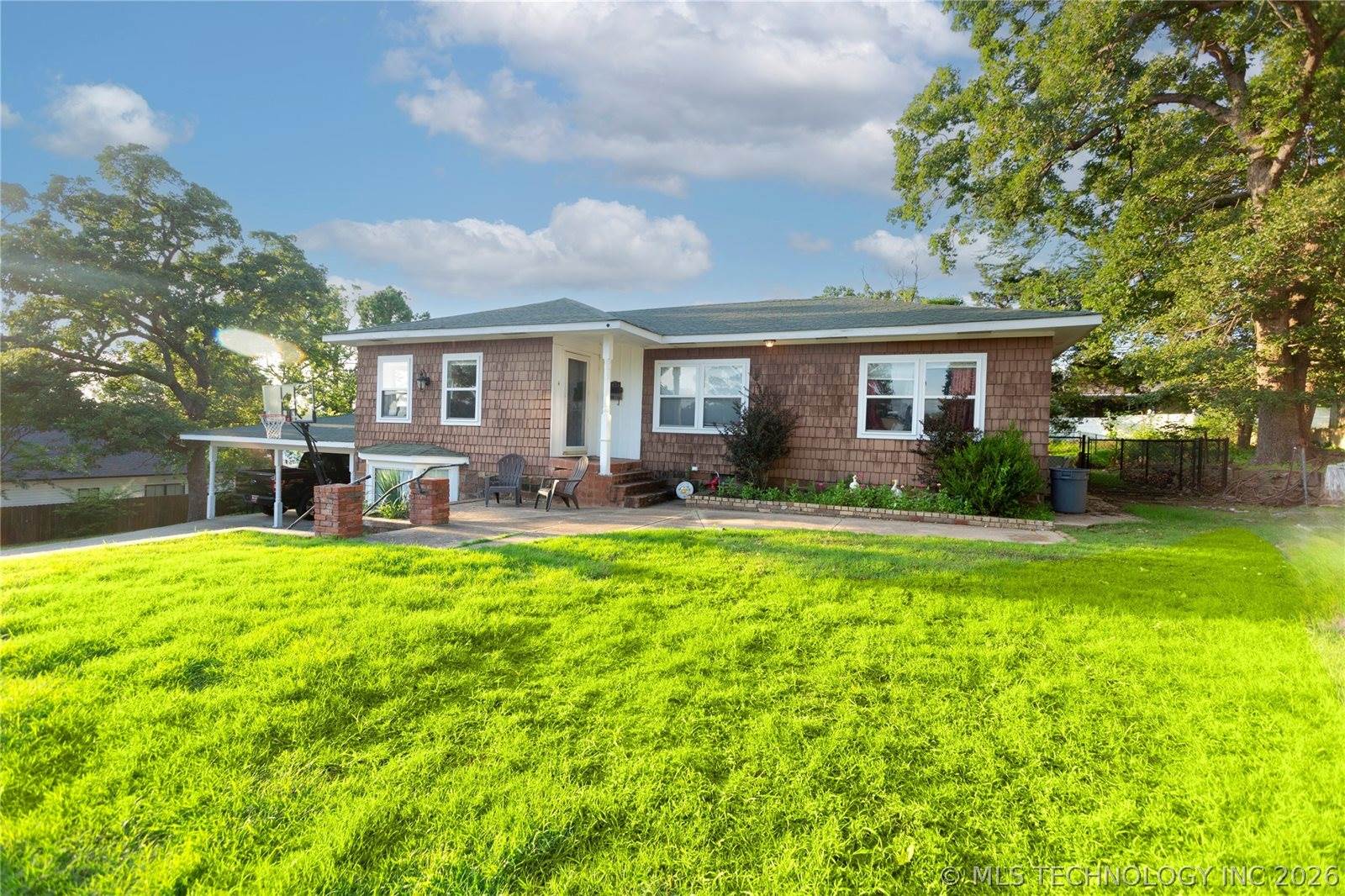 1425 East Seminole, McAlester, OK 74501
