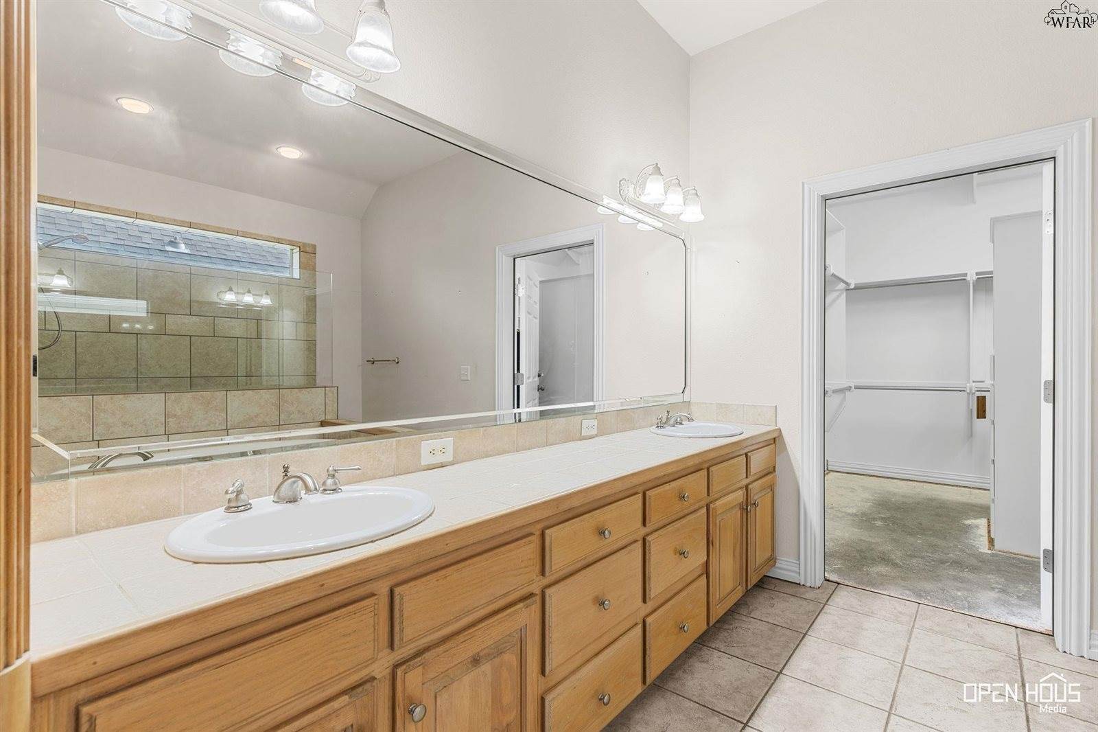 9 Candlewood Court, Wichita Falls, TX 76308