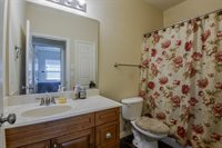 714 North Center Street, Arlington, TX 76011