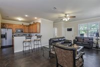 714 North Center Street, Arlington, TX 76011