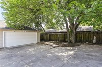714 North Center Street, Arlington, TX 76011