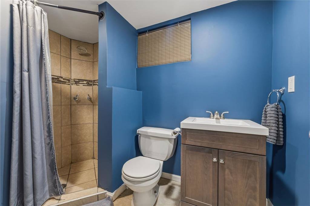 13621 West 90th Place, Lenexa, KS 66206