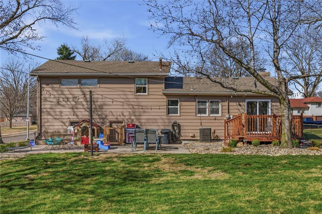 13621 West 90th Place, Lenexa, KS 66206