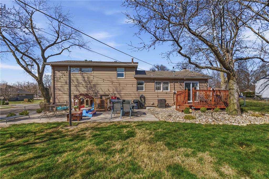 13621 West 90th Place, Lenexa, KS 66206