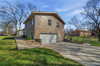 13621 West 90th Place, Lenexa, KS 66206
