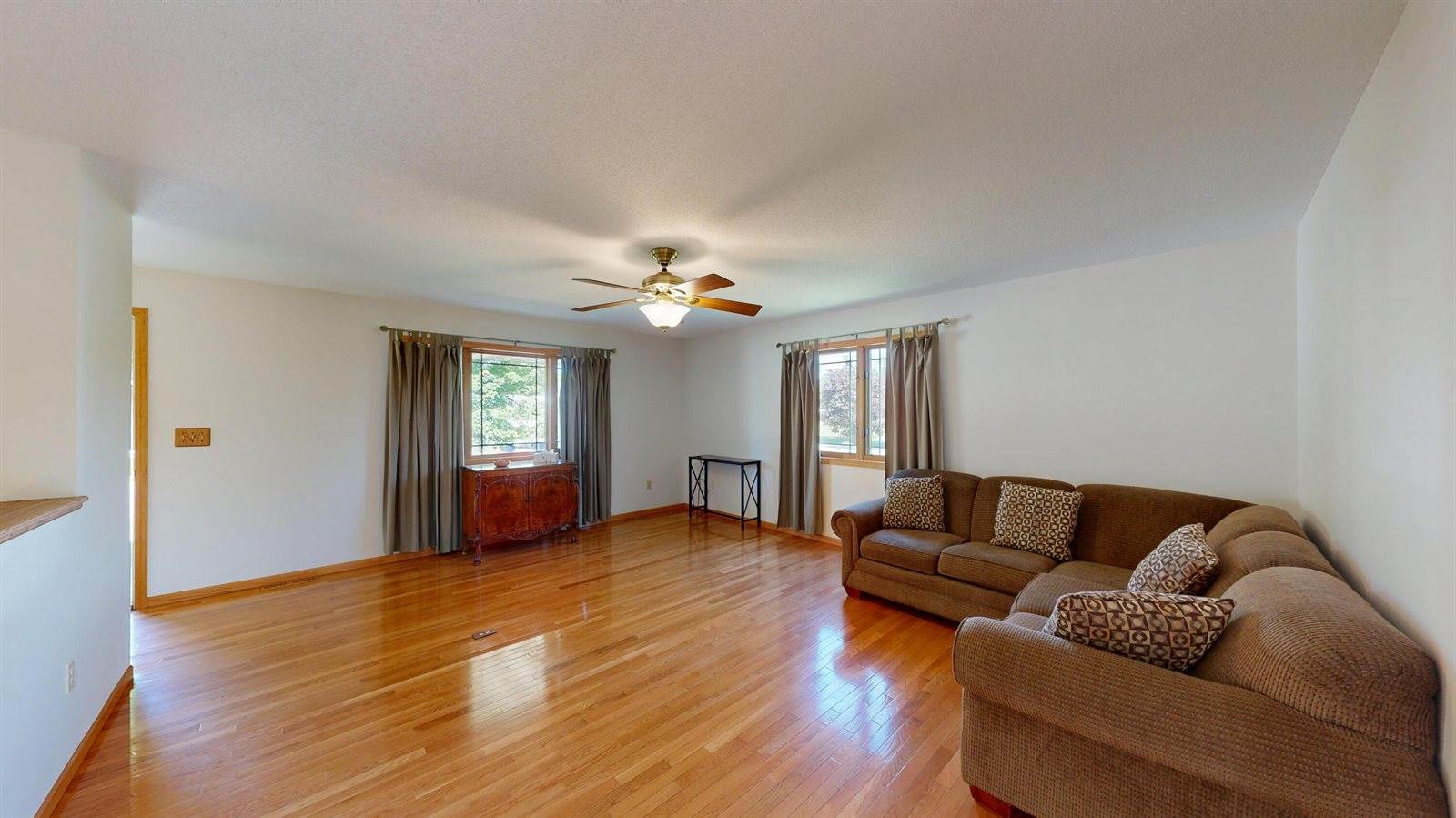 103 Sand Lake Ct, Stoddard, WI 54658