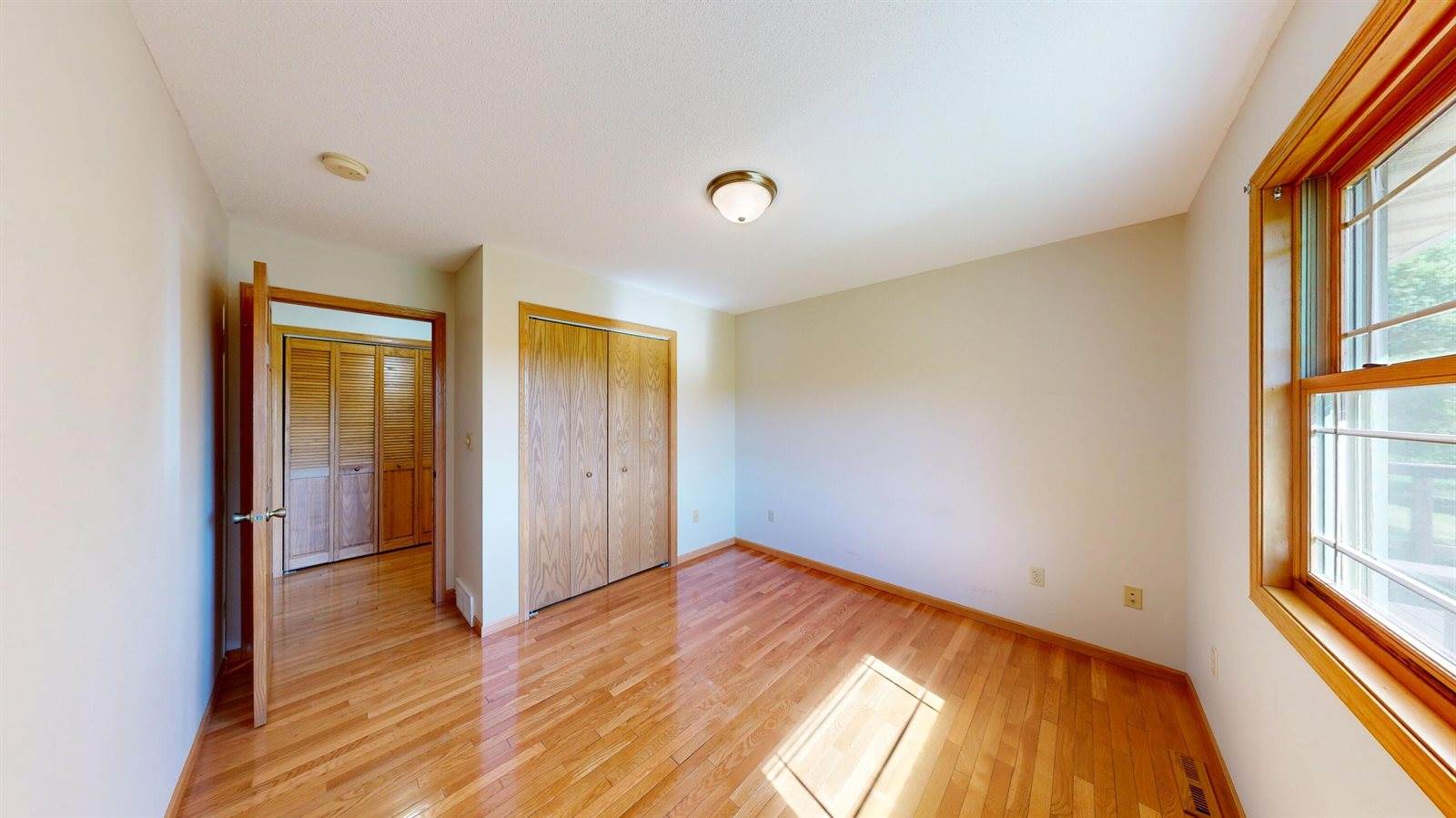 103 Sand Lake Ct, Stoddard, WI 54658
