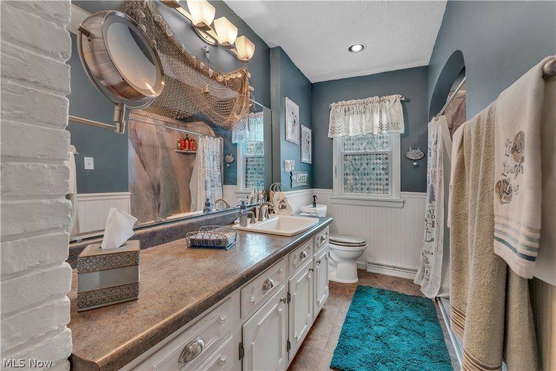 27233 Lake Point Drive, Beloit, OH 44609