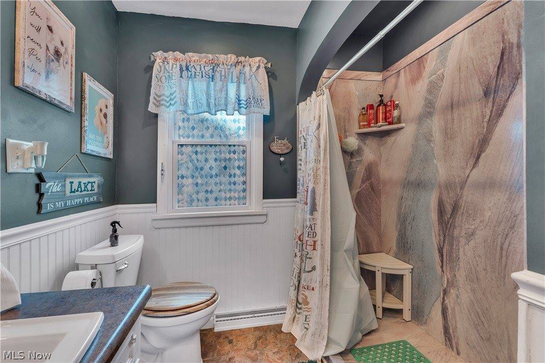 27233 Lake Point Drive, Beloit, OH 44609