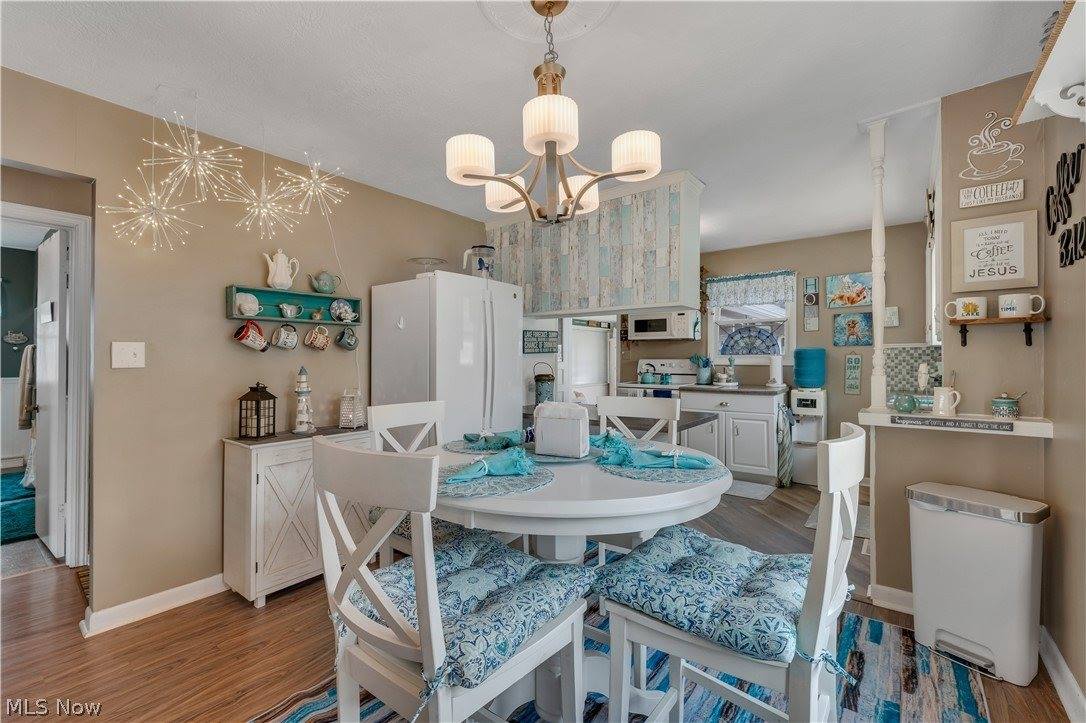27233 Lake Point Drive, Beloit, OH 44609