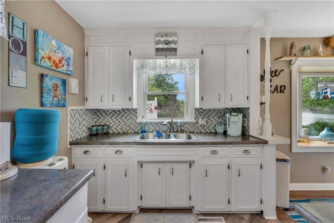 27233 Lake Point Drive, Beloit, OH 44609