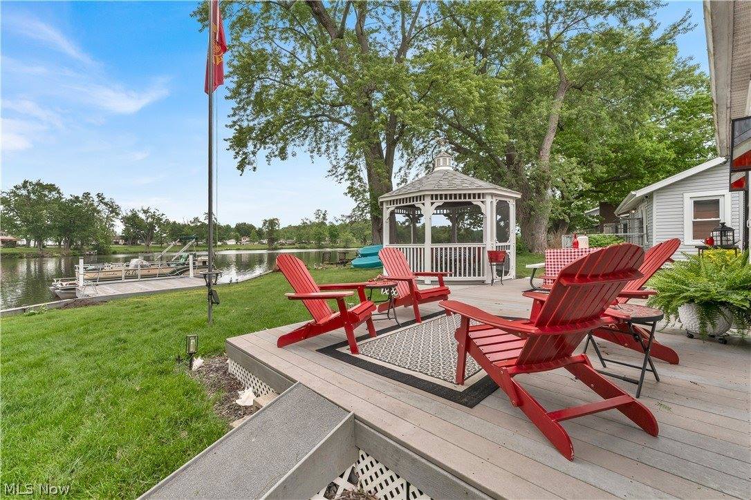 27233 Lake Point Drive, Beloit, OH 44609