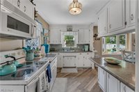 27233 Lake Point Drive, Beloit, OH 44609