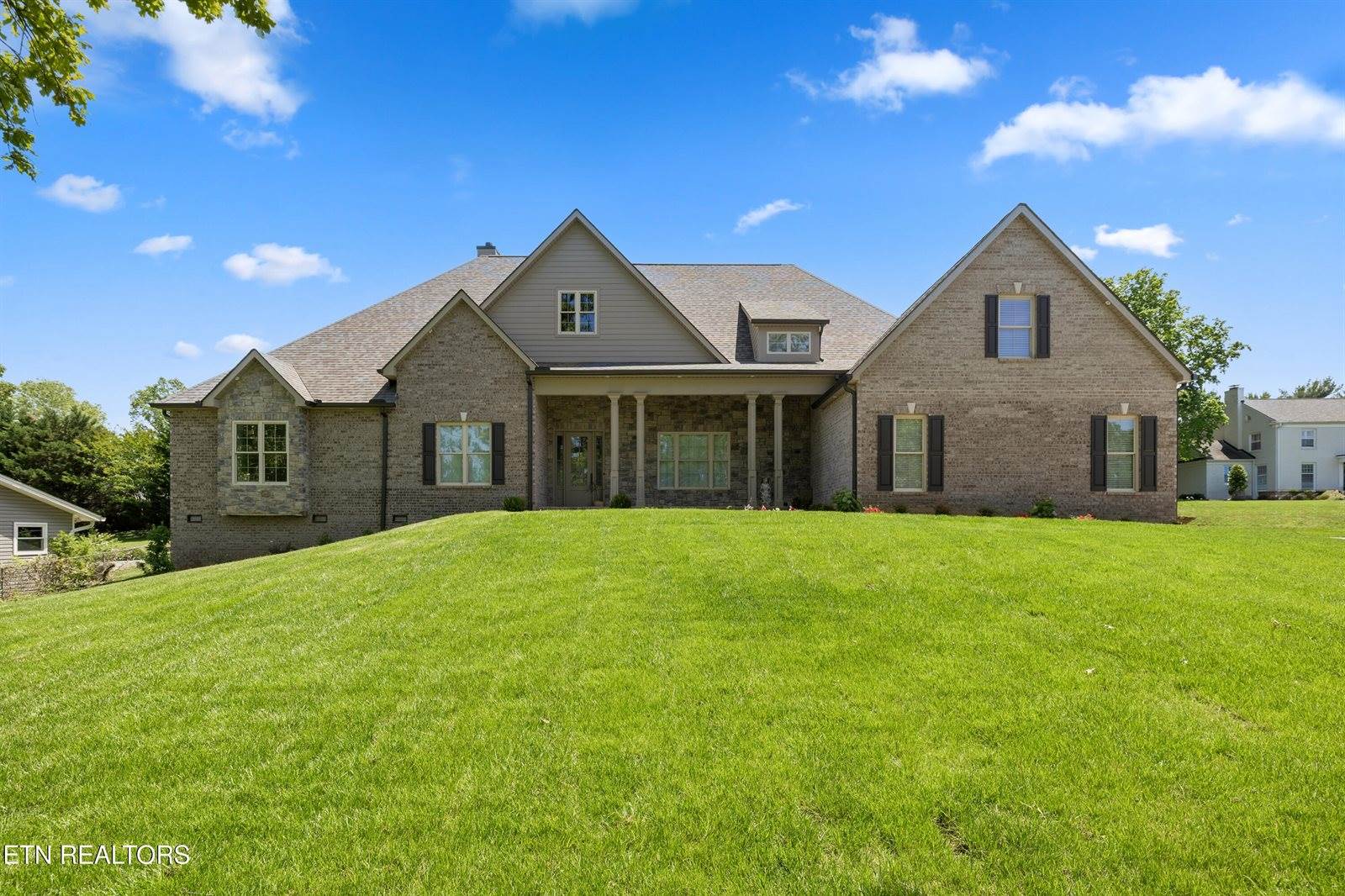 7720 Westland Drive, Knoxville, TN 37919
