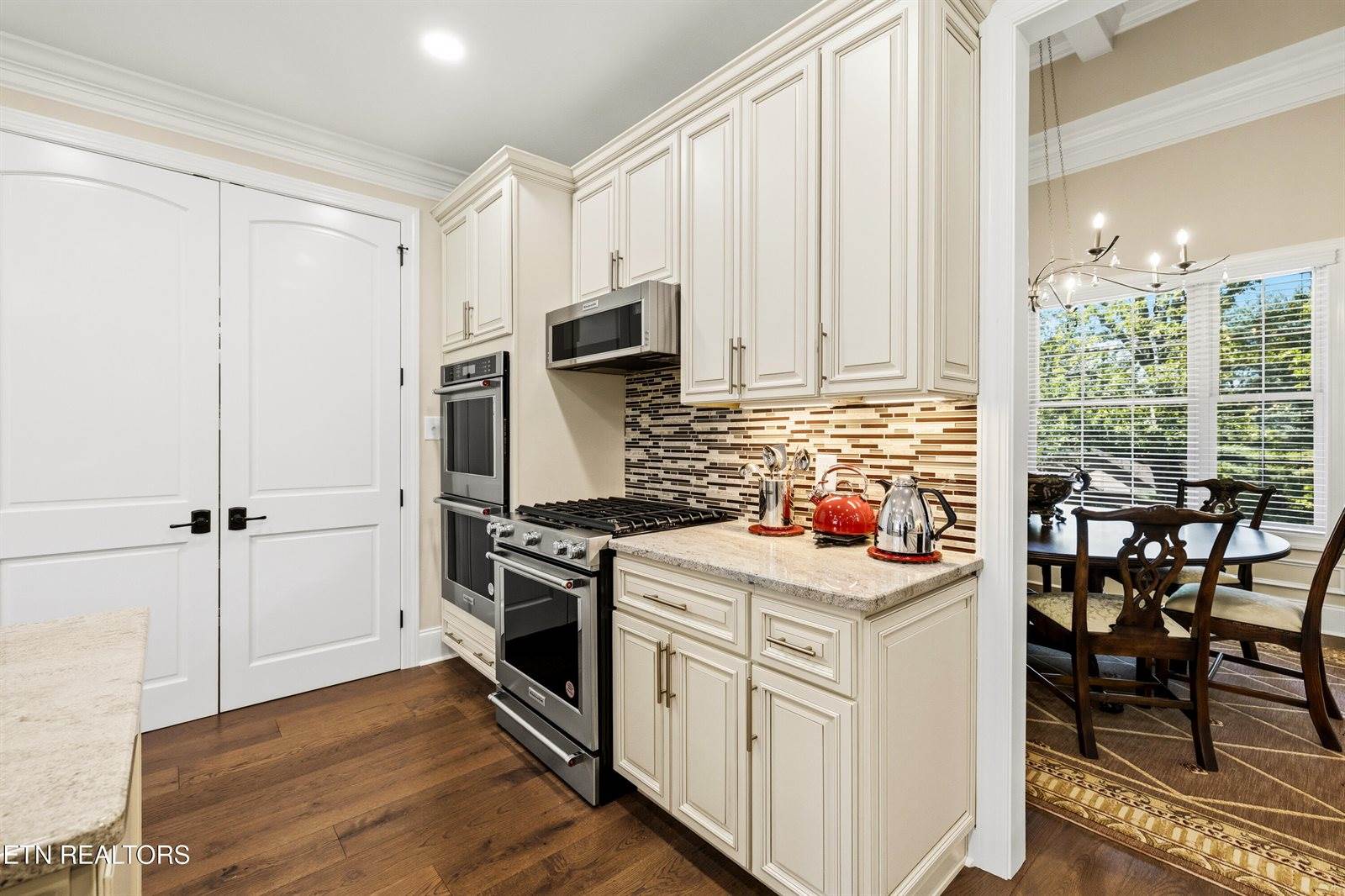 7720 Westland Drive, Knoxville, TN 37919