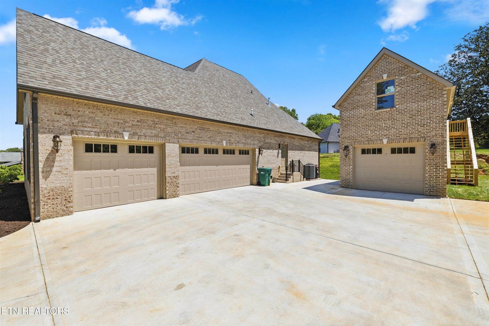 7720 Westland Drive, Knoxville, TN 37919