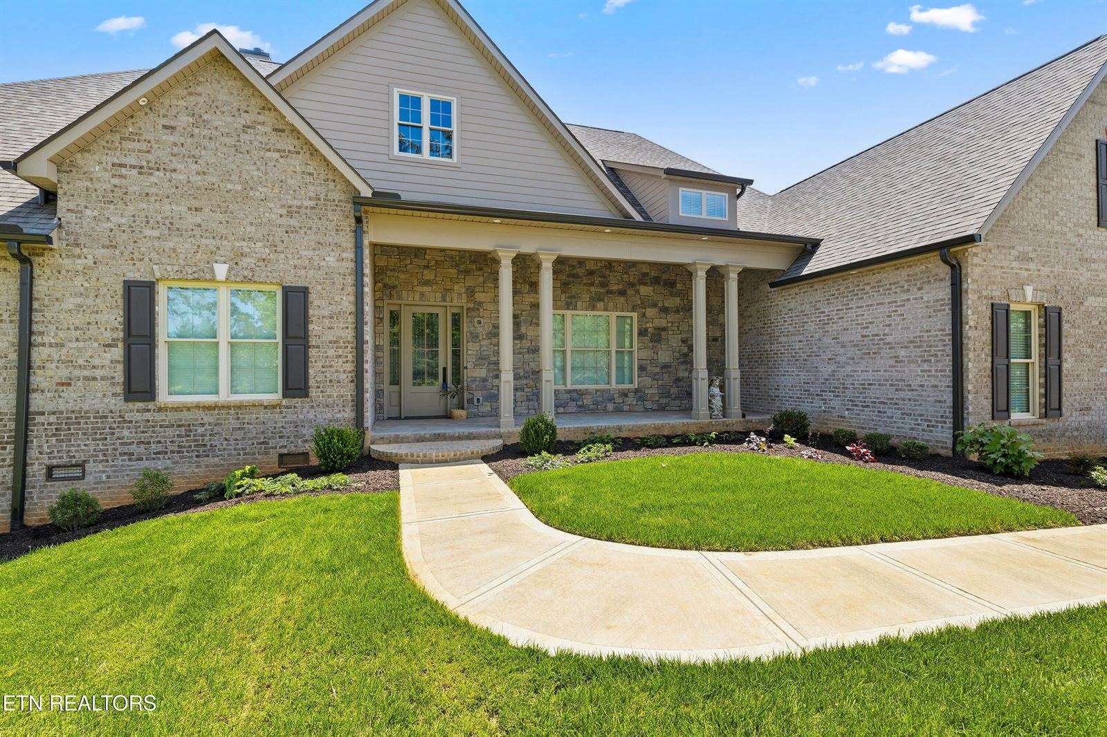 7720 Westland Drive, Knoxville, TN 37919