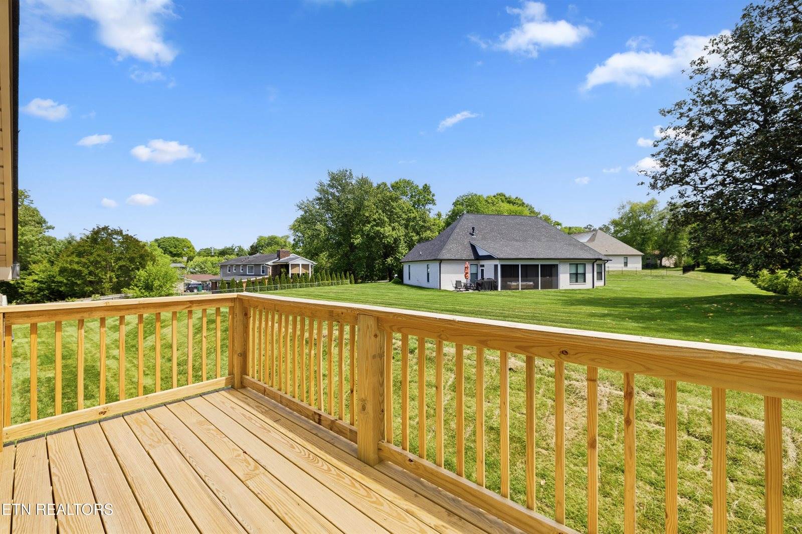 7720 Westland Drive, Knoxville, TN 37919