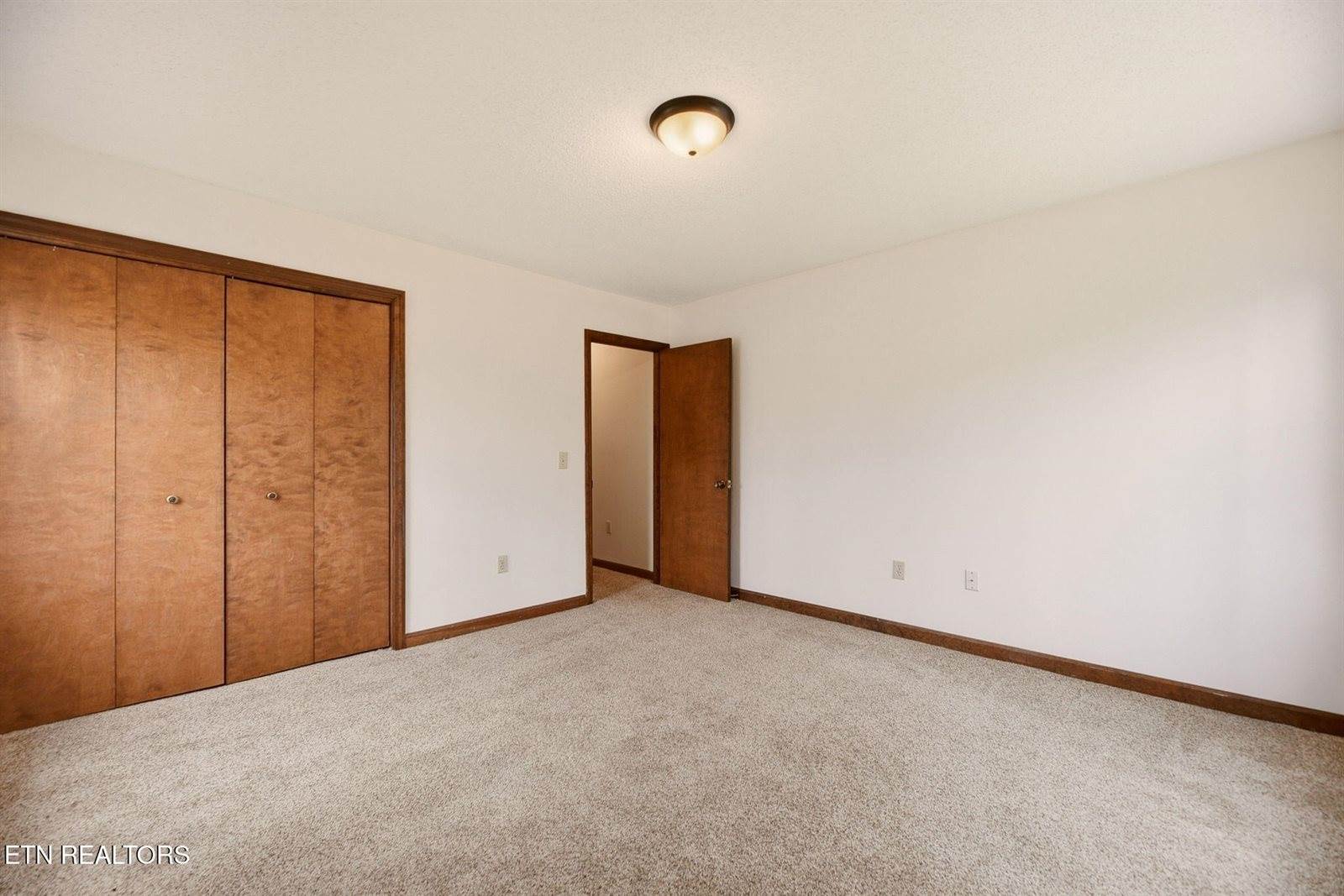 207 Strader Rd, Powell, TN 37849