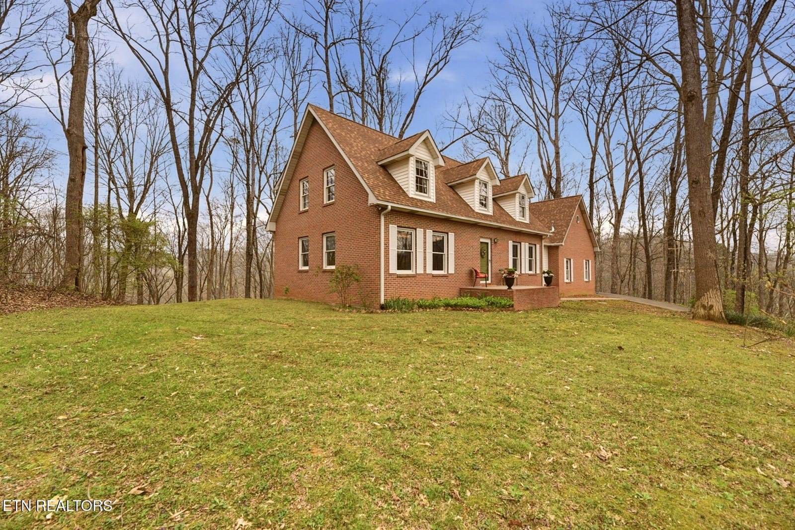 207 Strader Rd, Powell, TN 37849