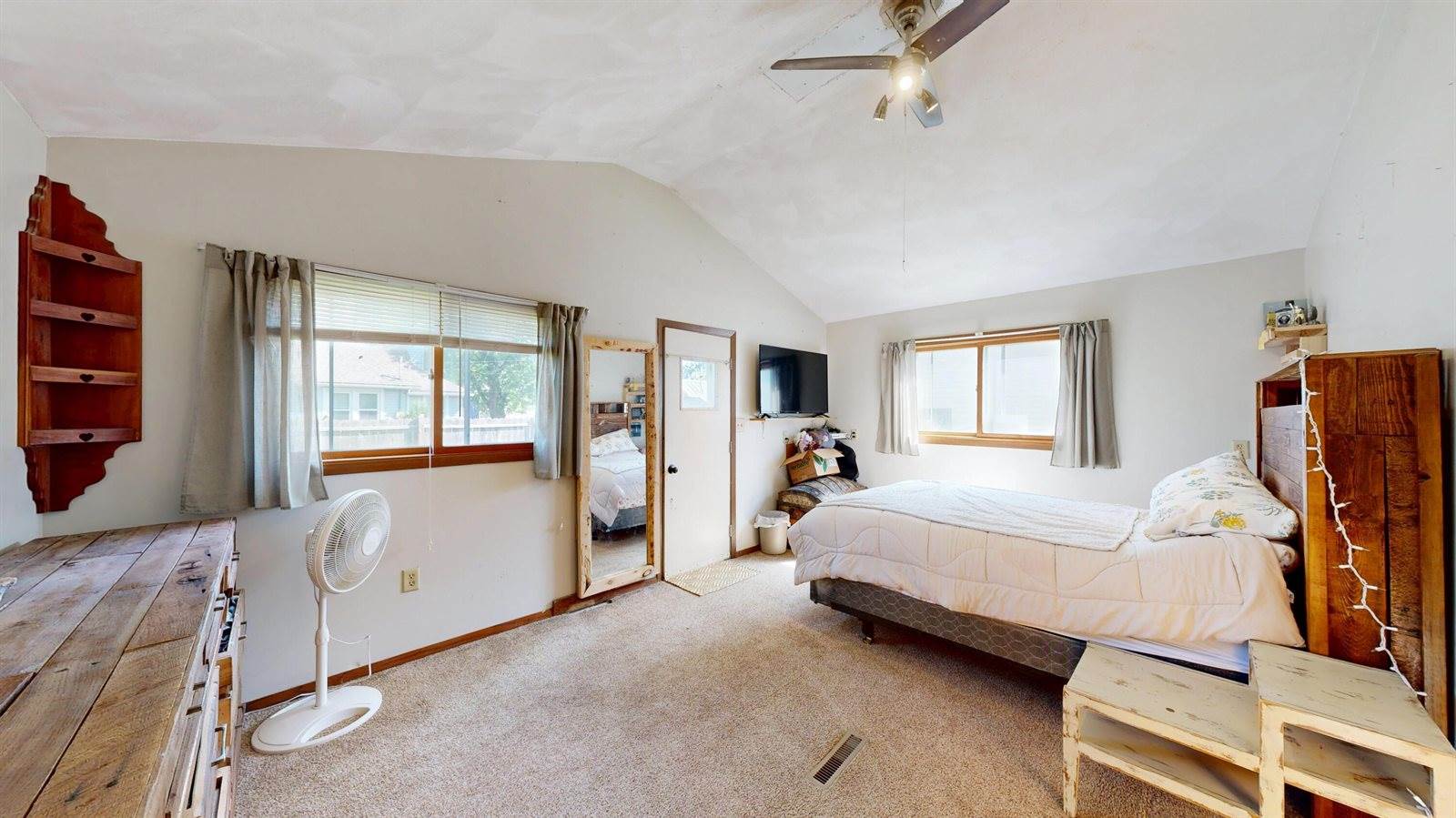 1222 South Wacouta Ave, Prairie Du Chien, WI 53821