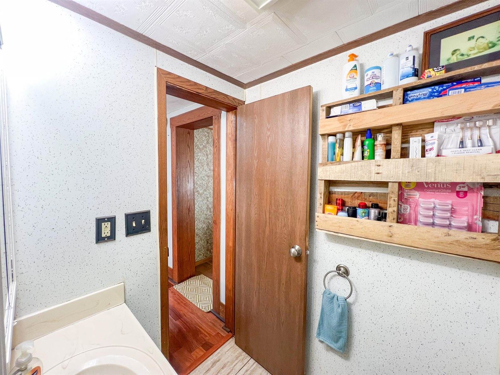 1222 South Wacouta Ave, Prairie Du Chien, WI 53821