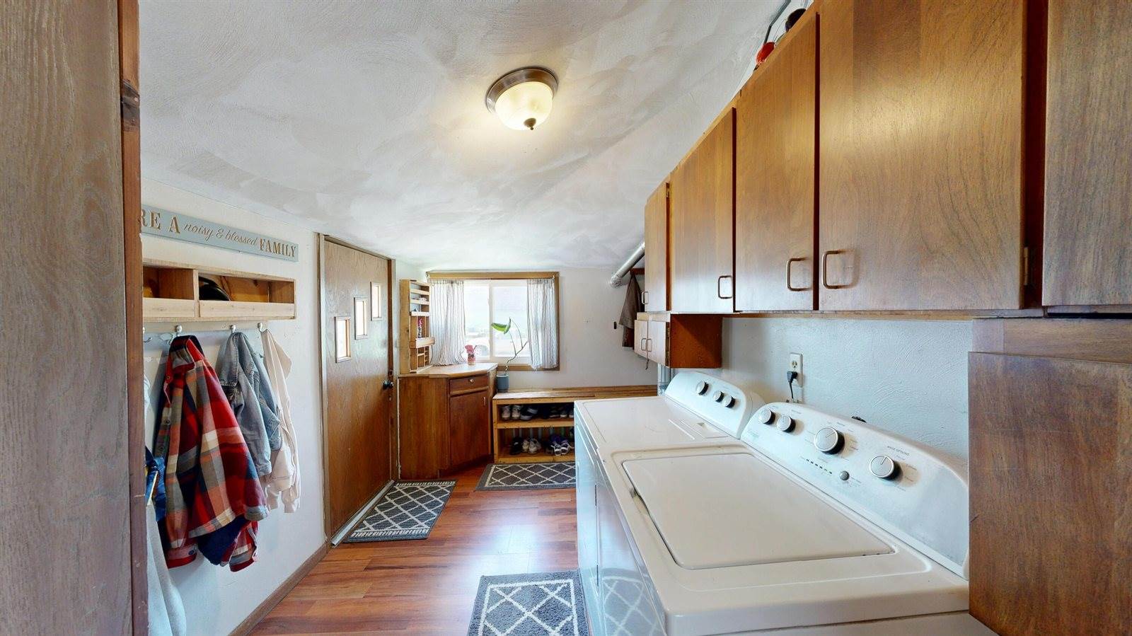1222 South Wacouta Ave, Prairie Du Chien, WI 53821